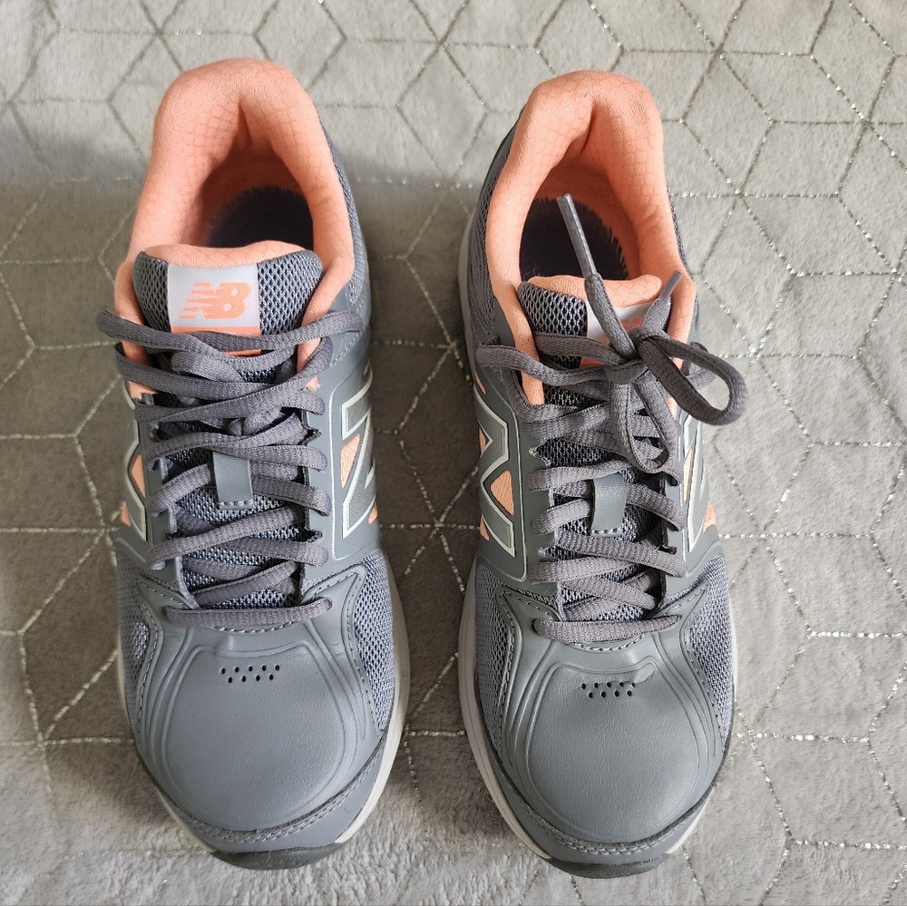 NEW BALANCE 847v3 | Women's Sneakers